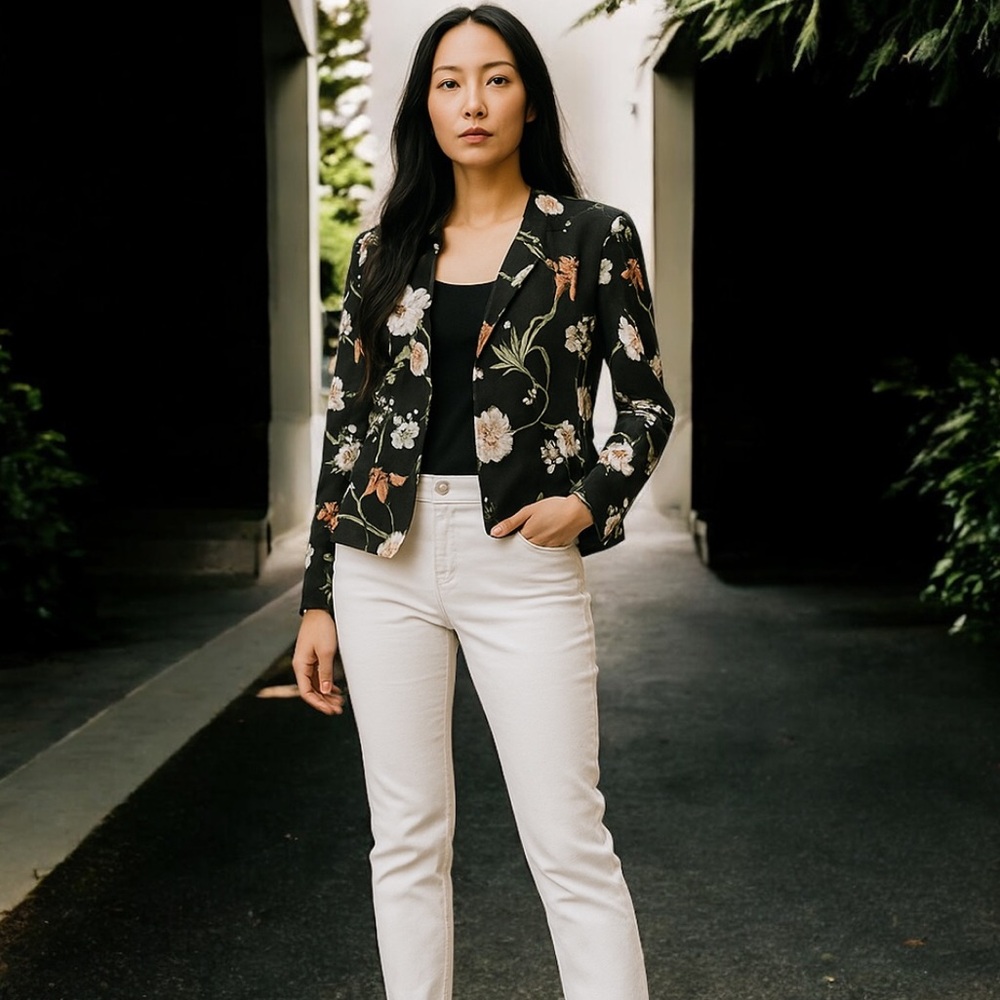 Simply Styled black floral blazer jacket. New